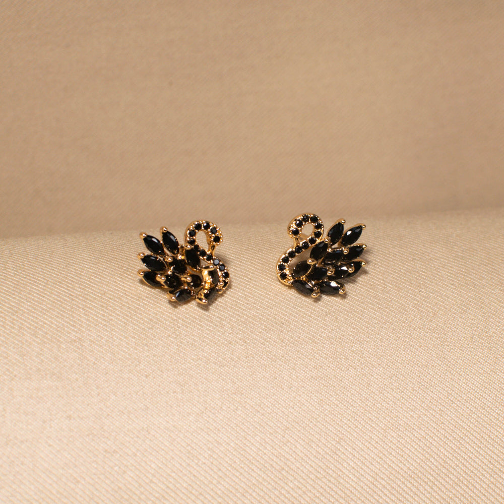 Swan Lake Pendant Set - Black