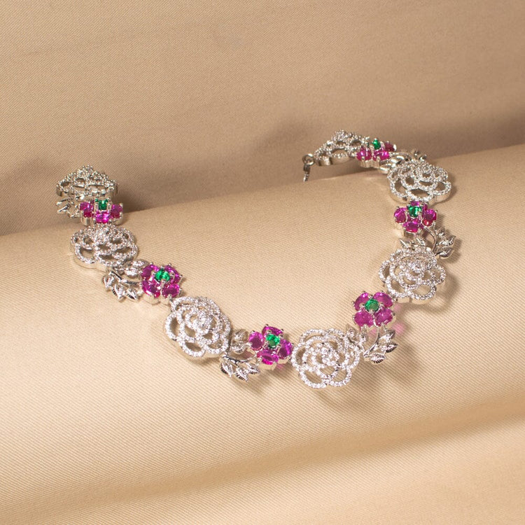 Sweet Briar Elegance Necklace Set