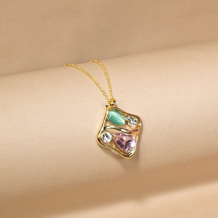 Tavia Pendant Set  - Edgy Collection