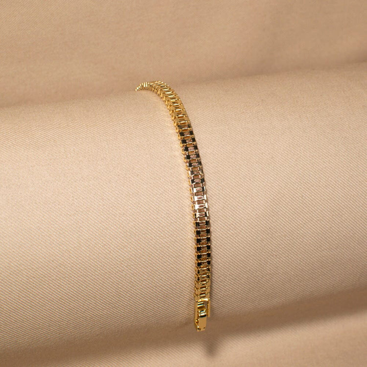 The Baguette Beam Bracelet - Pink
