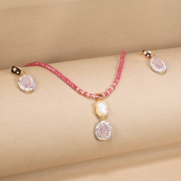 The Blushing Serenade Necklace Set