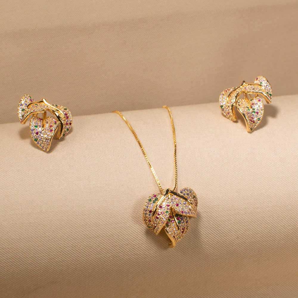 The Carnival Leaf Pendant Set