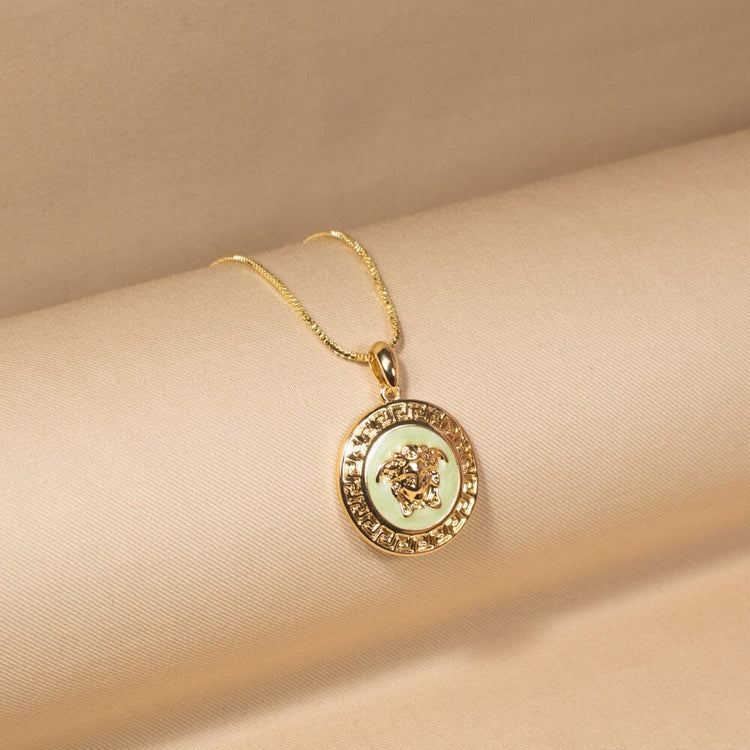 The Heritage Circle Pendant Set - Edgy Collection