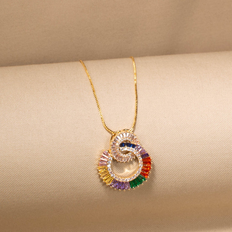 The Infinity Loop Pendant Set