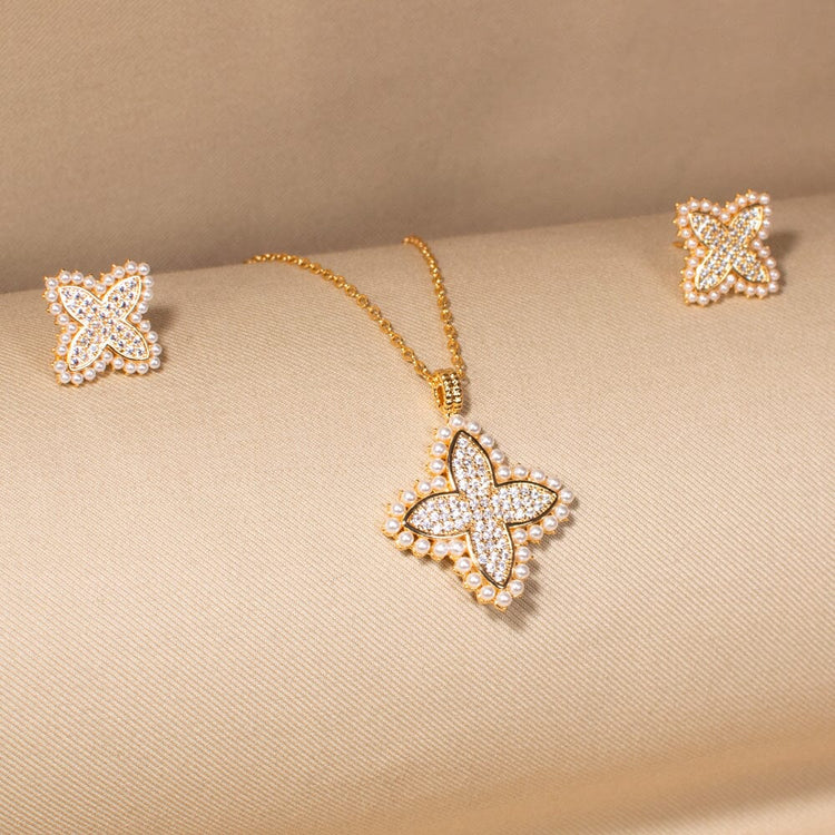 The Lyra Aurora Pendant Set