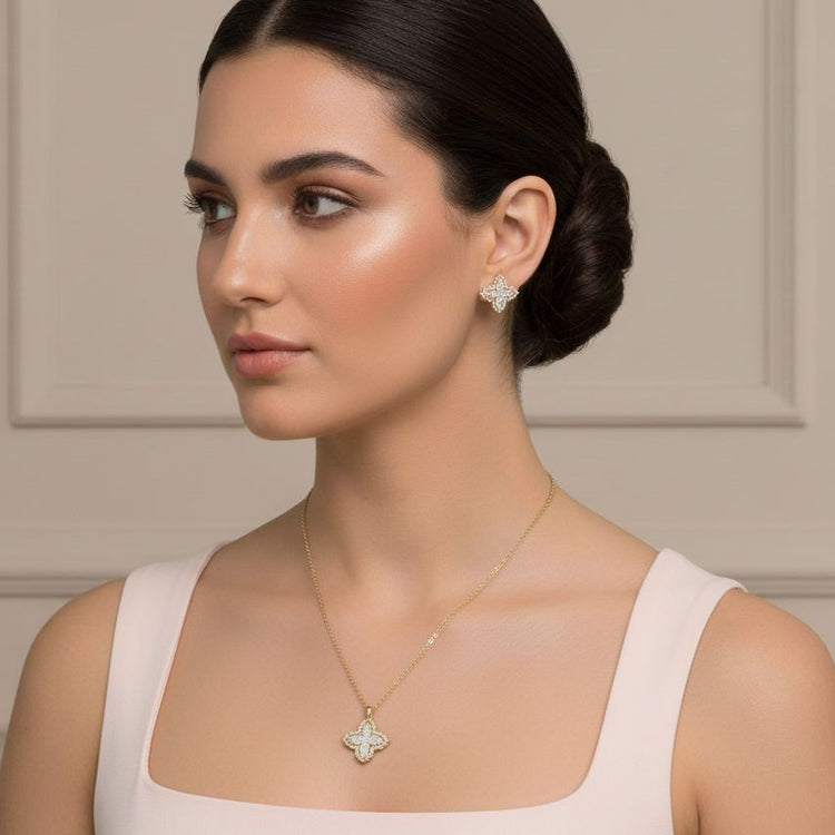 The Lyra Aurora Pendant Set