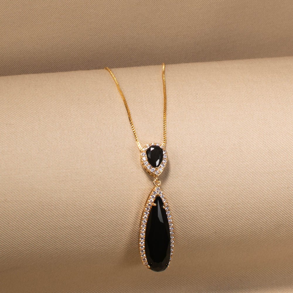 The Midnight Drama Pendant Set