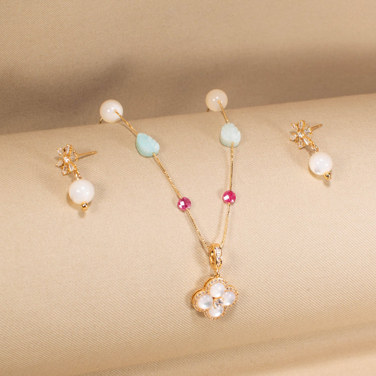 The Mint Clover Serenade Set