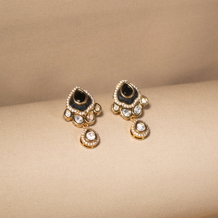 The Noir Heirloom Pendant Set