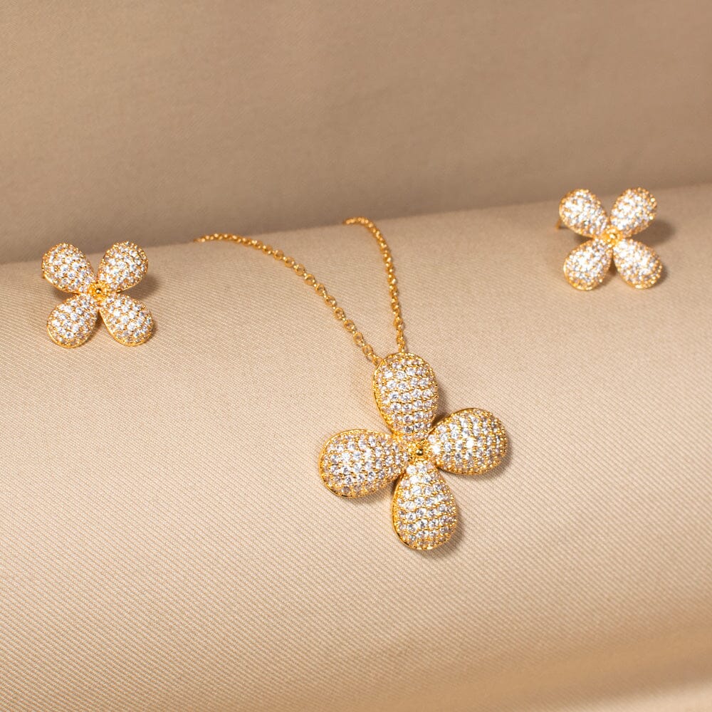 The Nova-Leaf Pendant Set