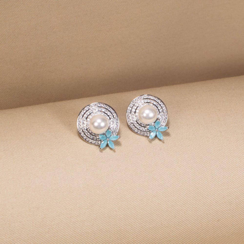 The Primrose Pearl Hat Studs