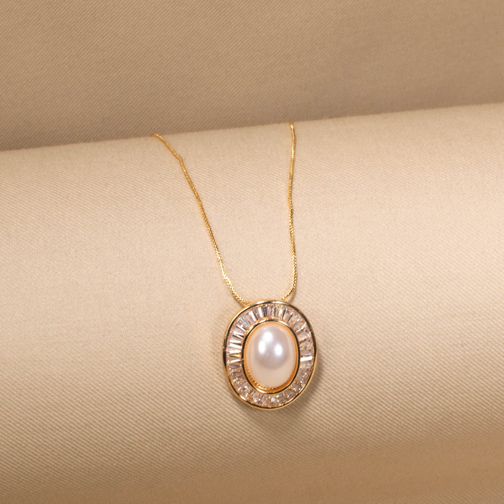 The Retro Glam Pendant Set