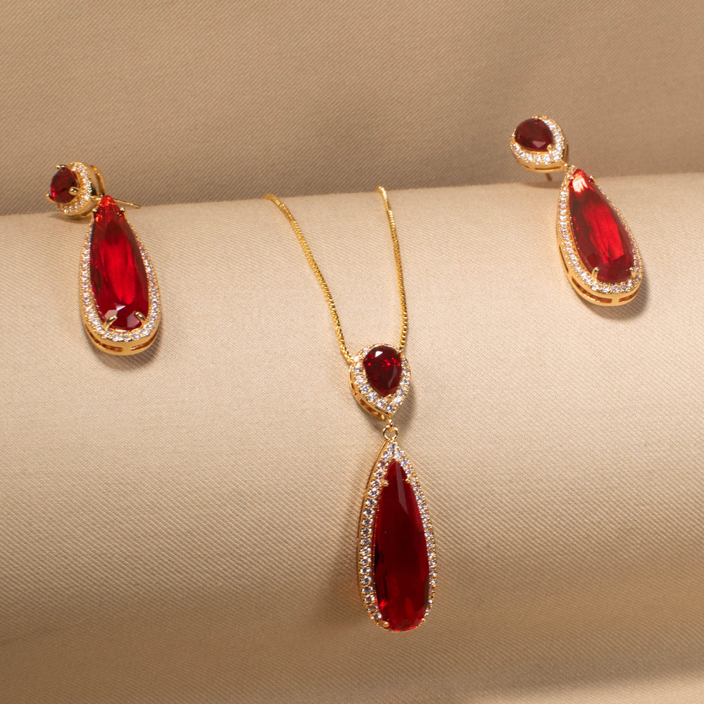 The Ruby Drama Pendant Set