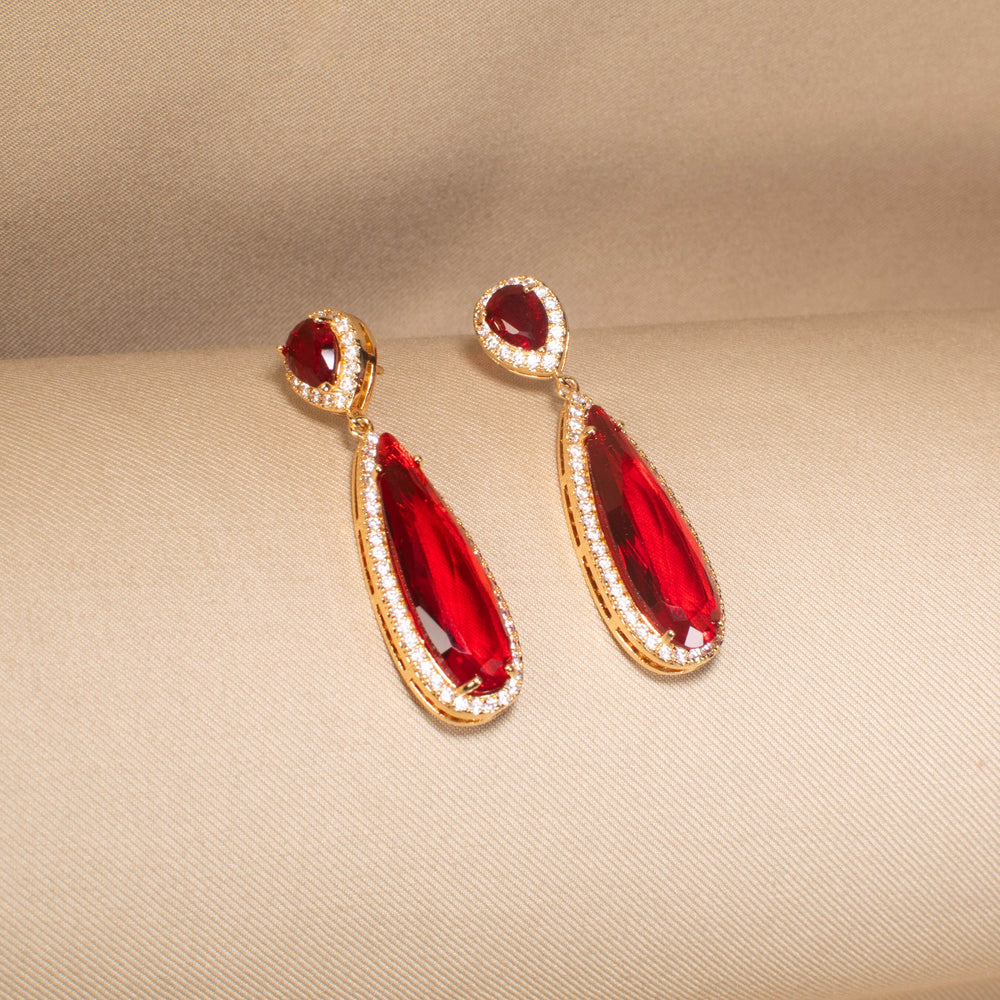The Ruby Drama Pendant Set