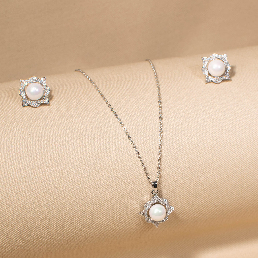 The Silver Origami Pearl Set with Ring