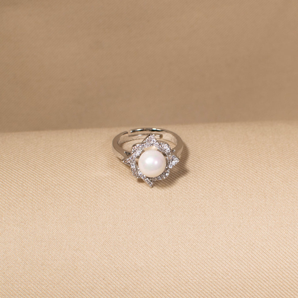 The Silver Origami Pearl Set with Ring