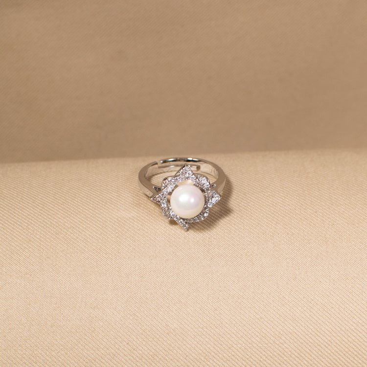 The Silver Origami Pearl Set with Ring