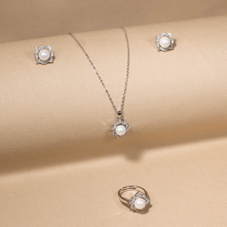 The Silver Origami Pearl Set with Ring
