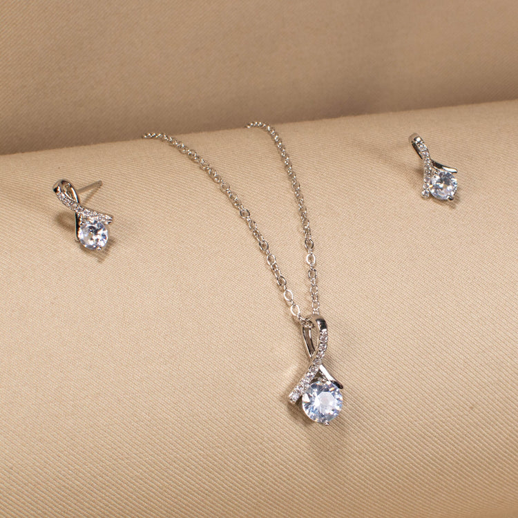 The Solitaire Sparkle Set