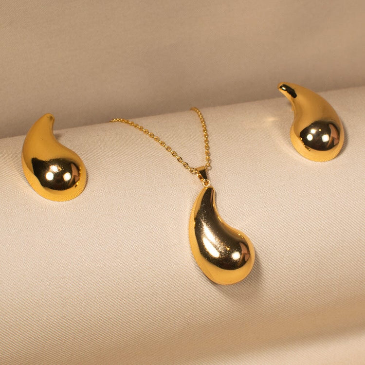 The Statement Orb Pendant Set