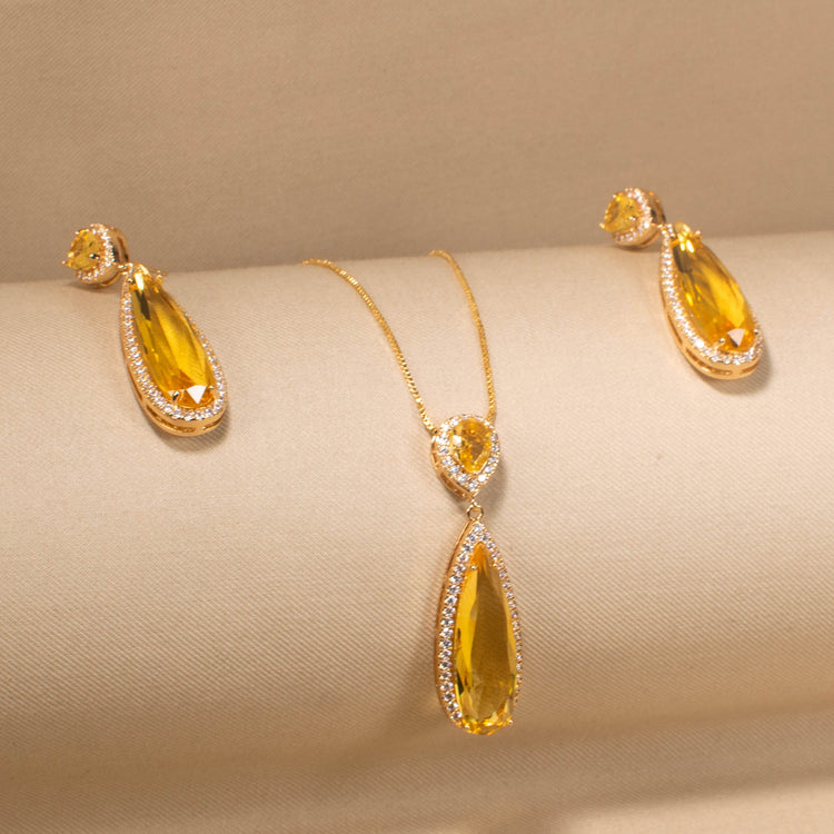 The Sunshine Drama Pendant Set