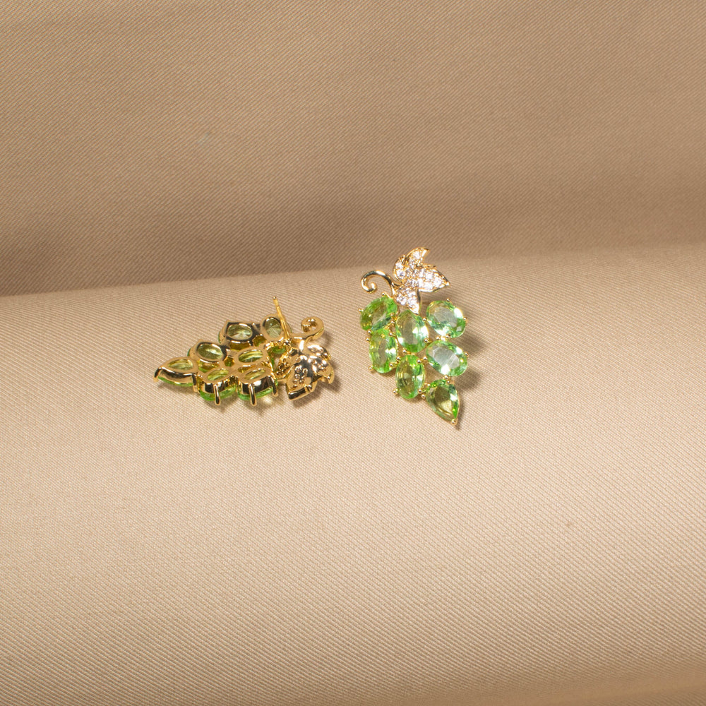 The Sweet Muscat Studs