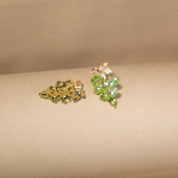 The Sweet Muscat Studs