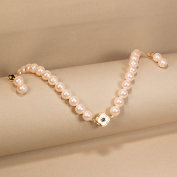 The Timeless Ivory & Petal Necklace Set