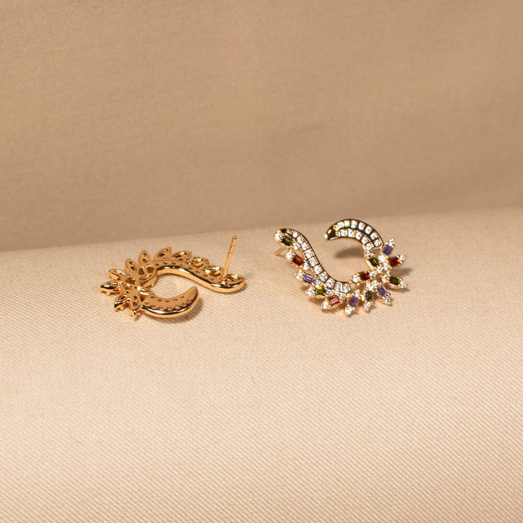 The Willow Wreath Studs