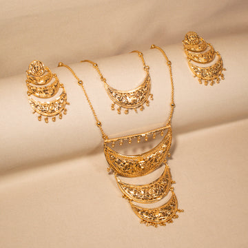 Tiered Chandbali Necklace Set