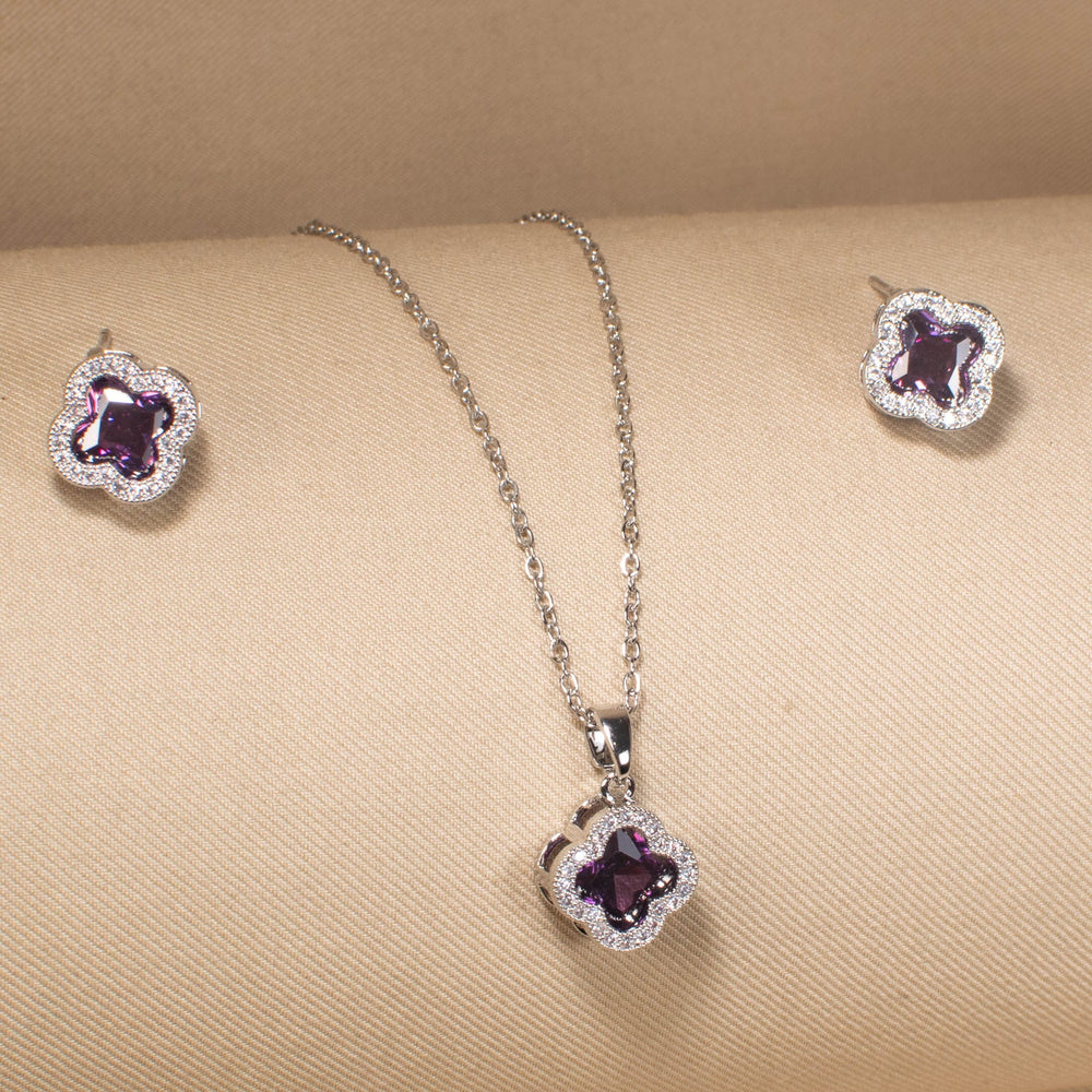 Velvet Lucky Clover Pendant Set