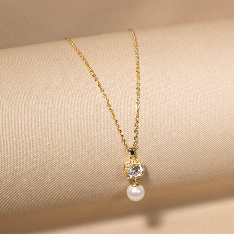 Vintage Muse Cushion Pendant Set