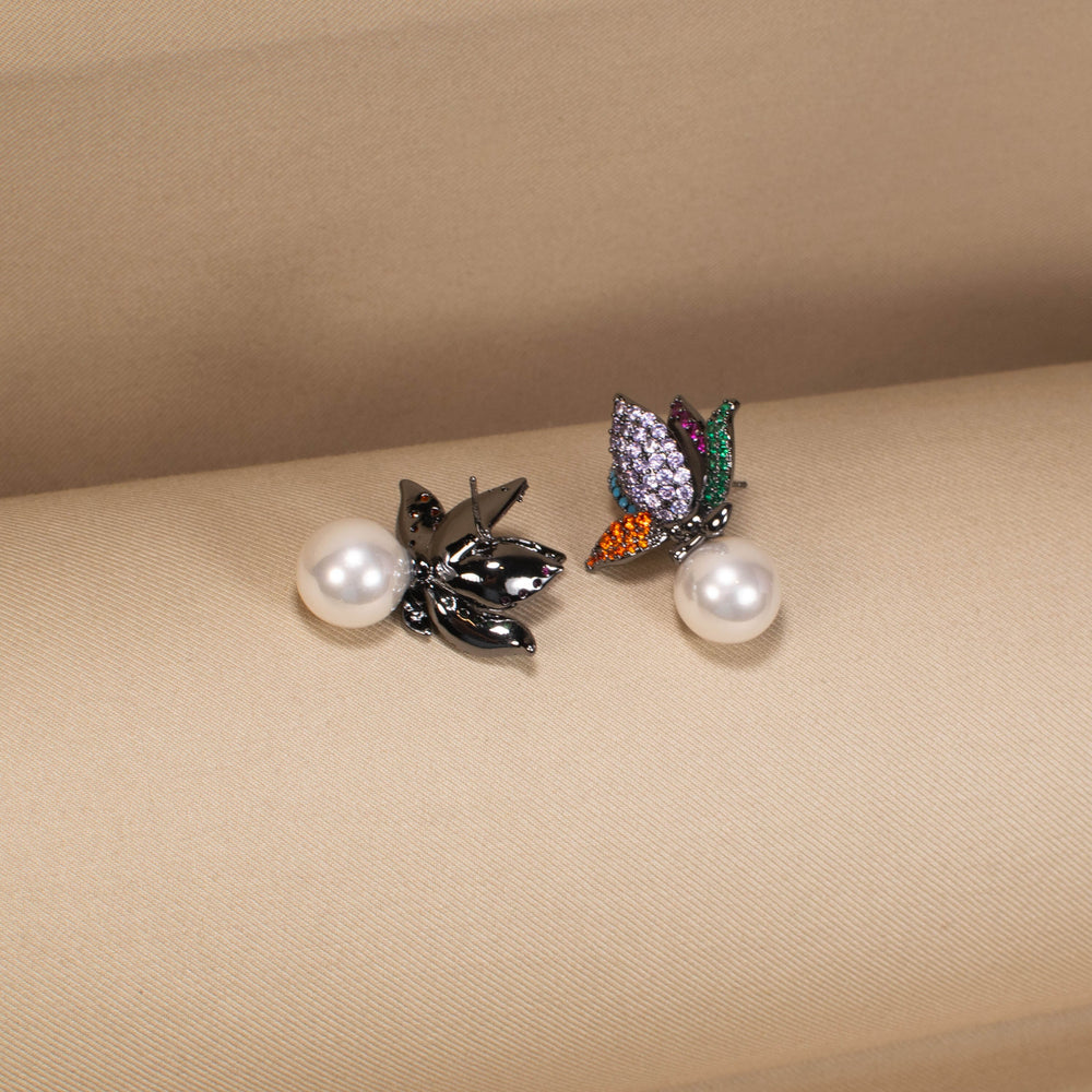 Vivian Pearl Earrings