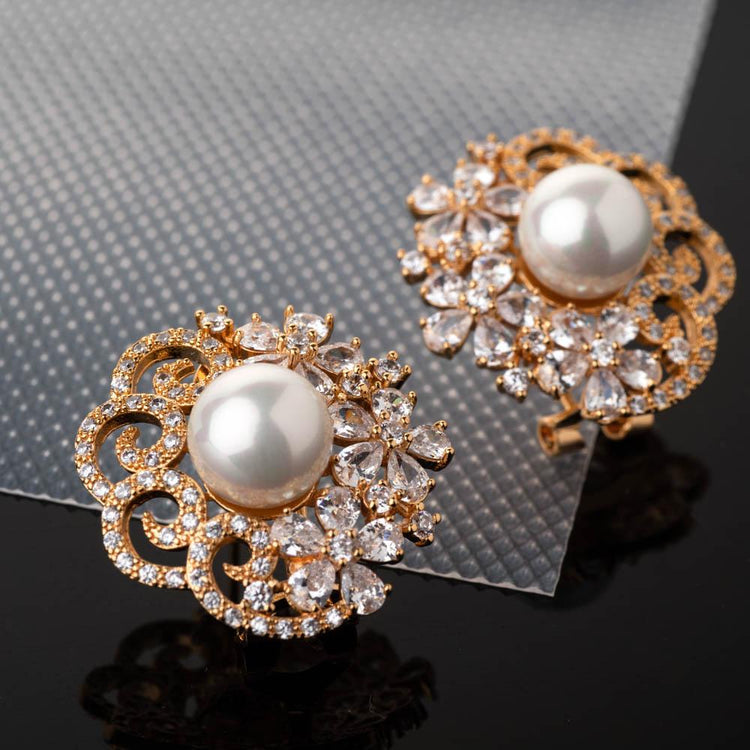 Joker & Witch Juni Gold And Rosegold Pearl Drop Earring For Women