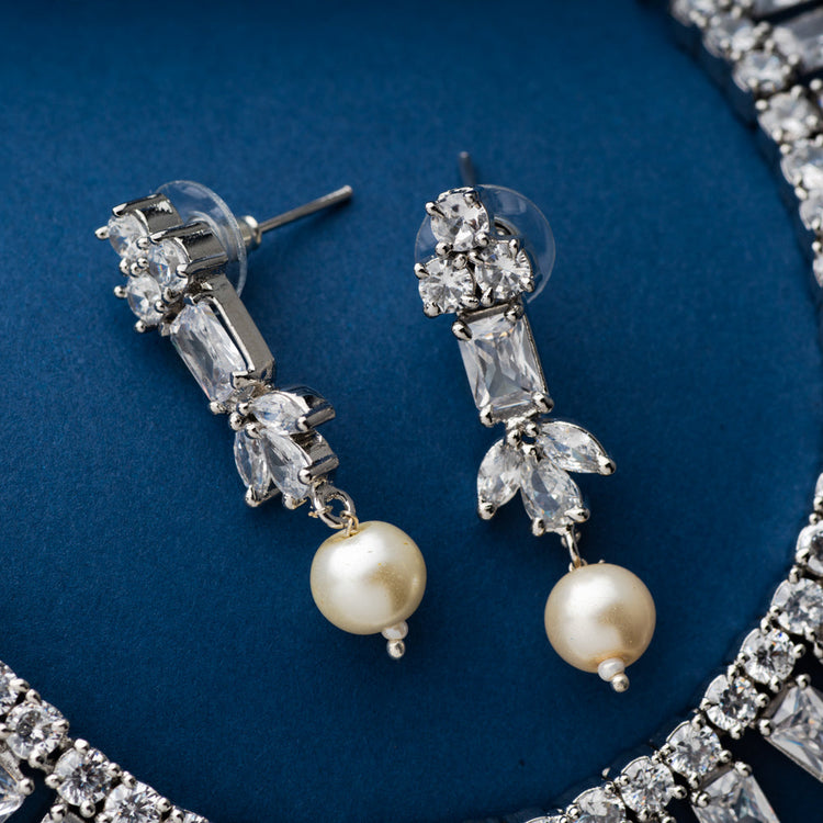 Buy Patterned Drop Diamond Necklace  Earrings Set Online  ORRA