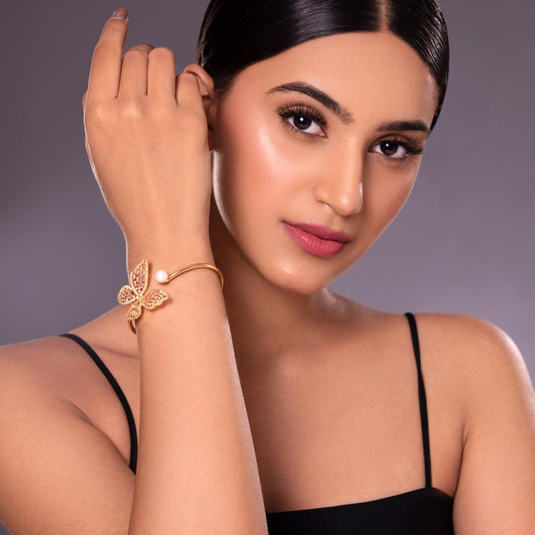 Buy Senco Gold 22k (916) Yellow Gold Bangle for Women Online at Low Prices  in India | Amazon Jewellery Store - Amazon.in