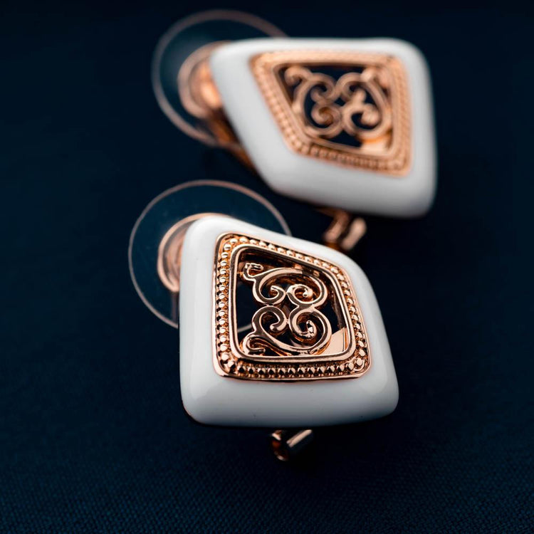 18K White Gold & Natural Lapis Lazuli Small Gemstone Stud Earrings -  LassanaiNYC