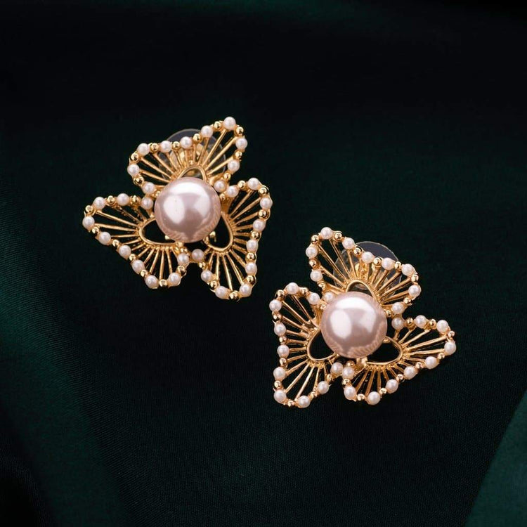 Casie Pearl Stud Earrings