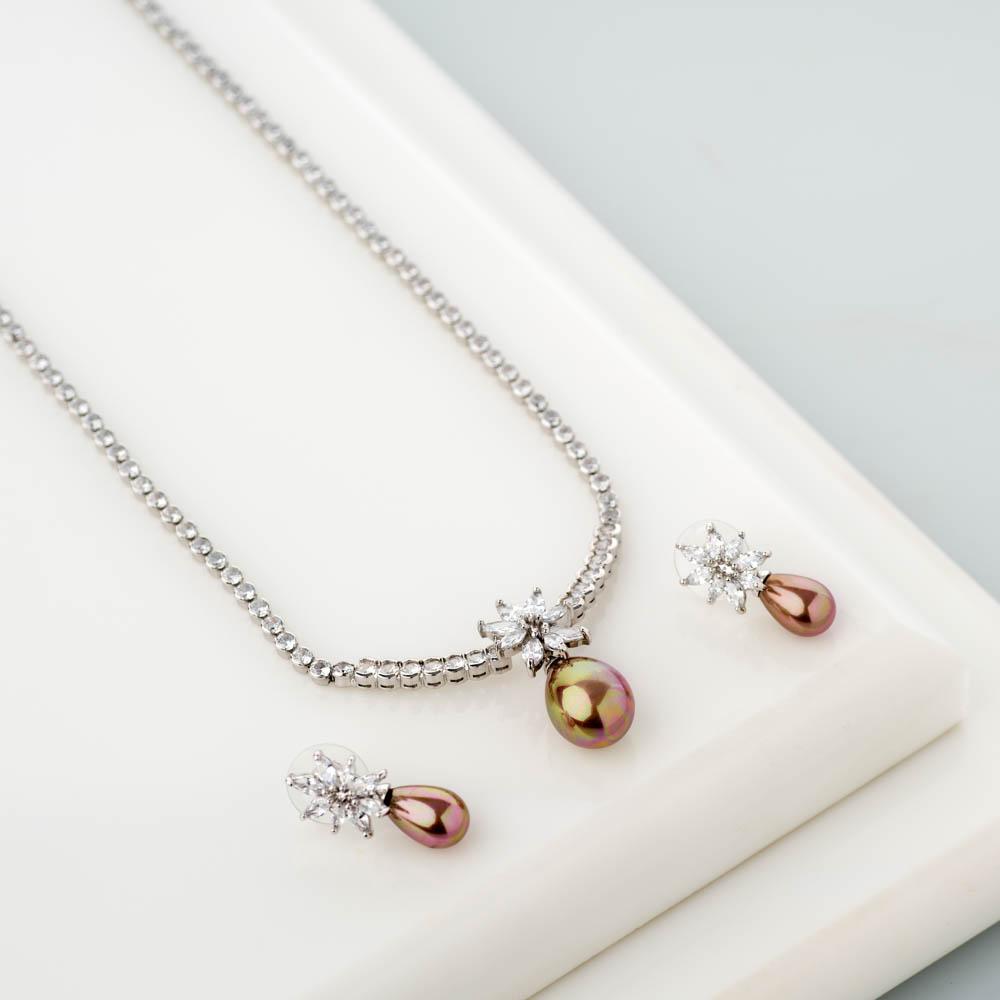 Diva Pearl Necklace Set