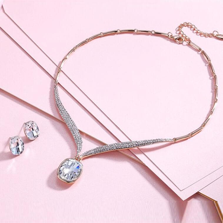 Elegance Crystal Necklace Set