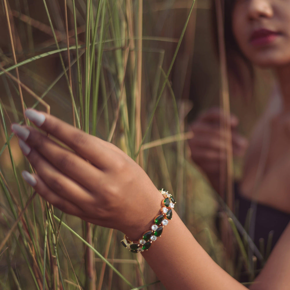 Emerald Green Vibrant Bracelet - BlingVine