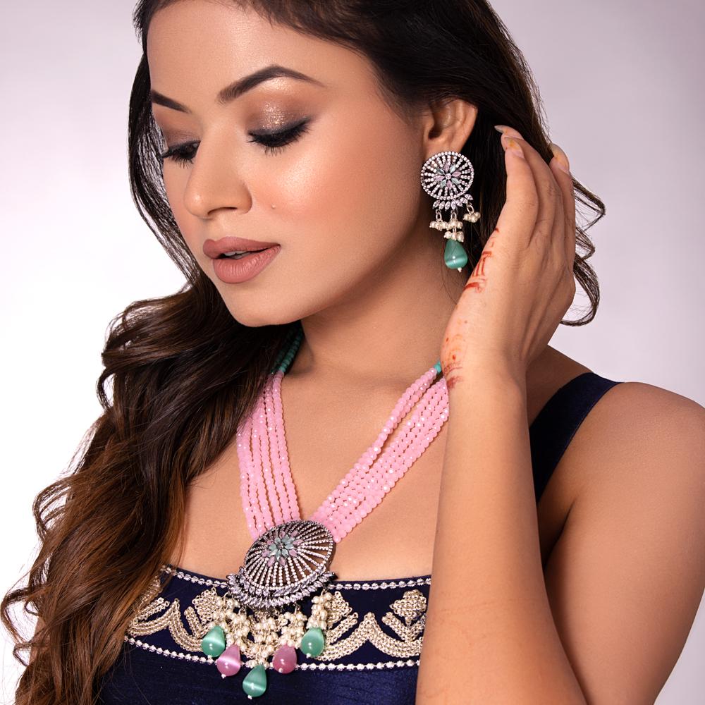 Farisha Necklace Set