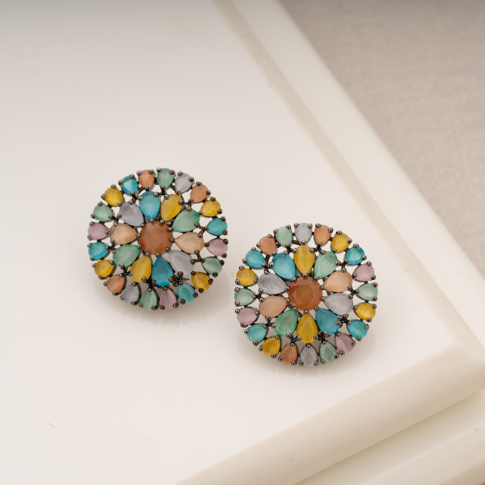 Gulya Stud Earrings