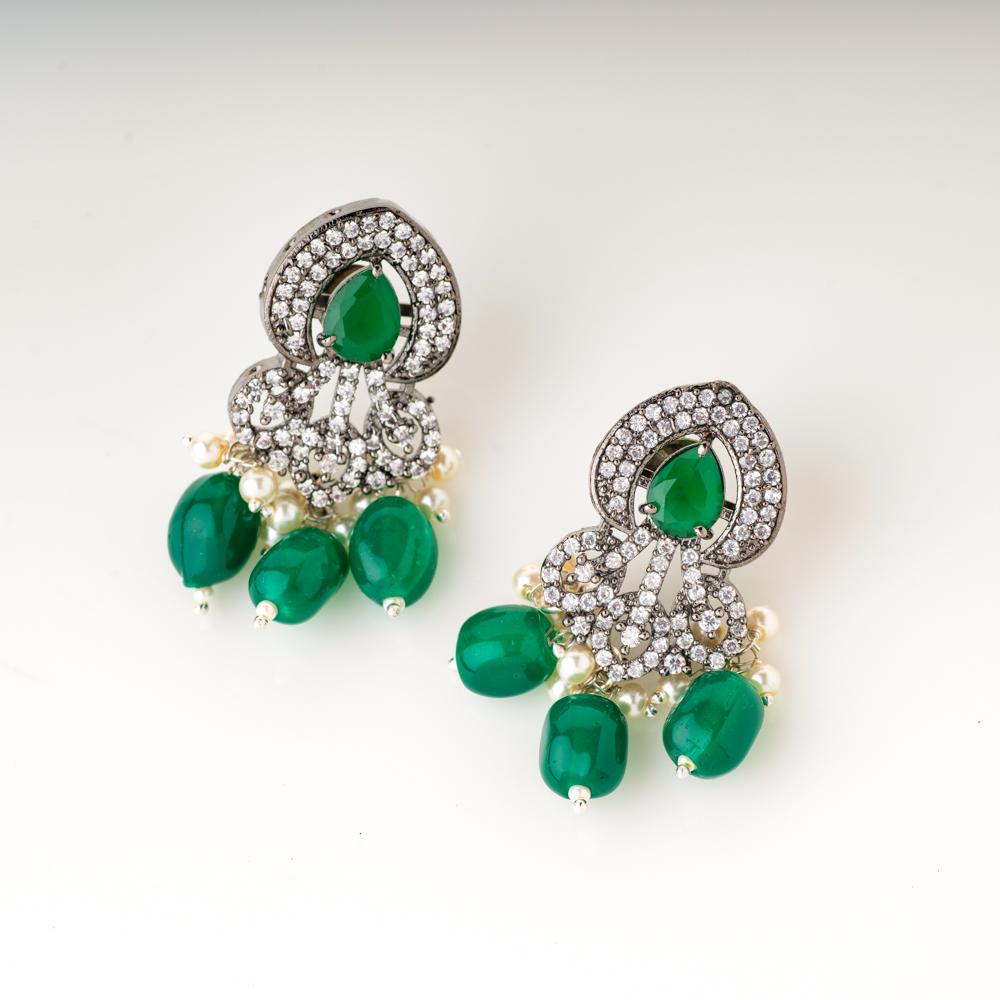 Hiral Emerald Green Necklace Set