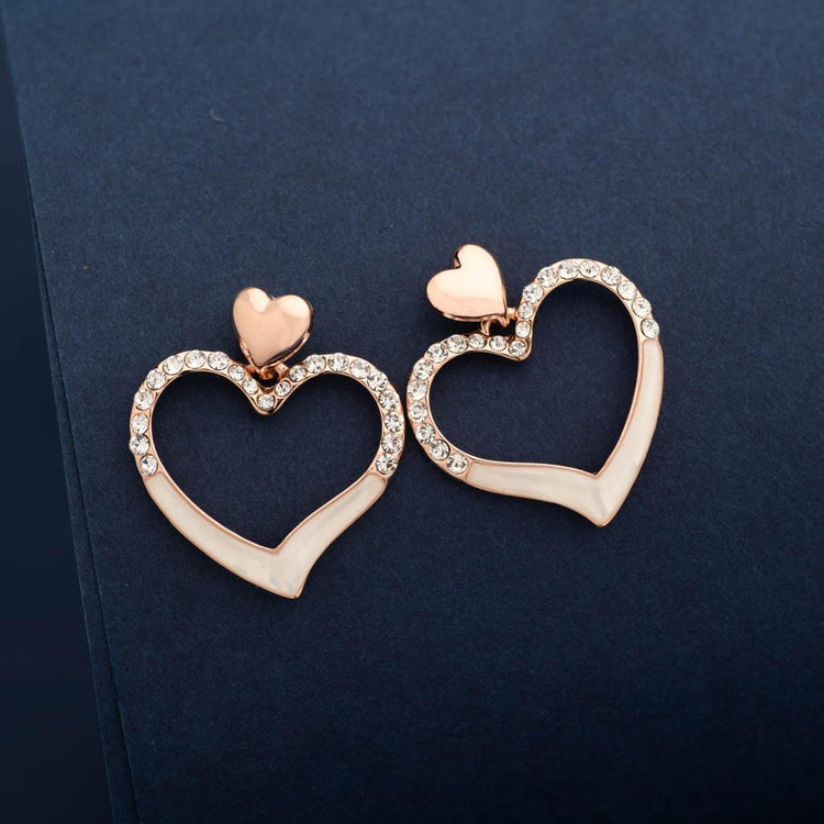 Lovestory Dangler Heart shaped Earrings - Blingvine