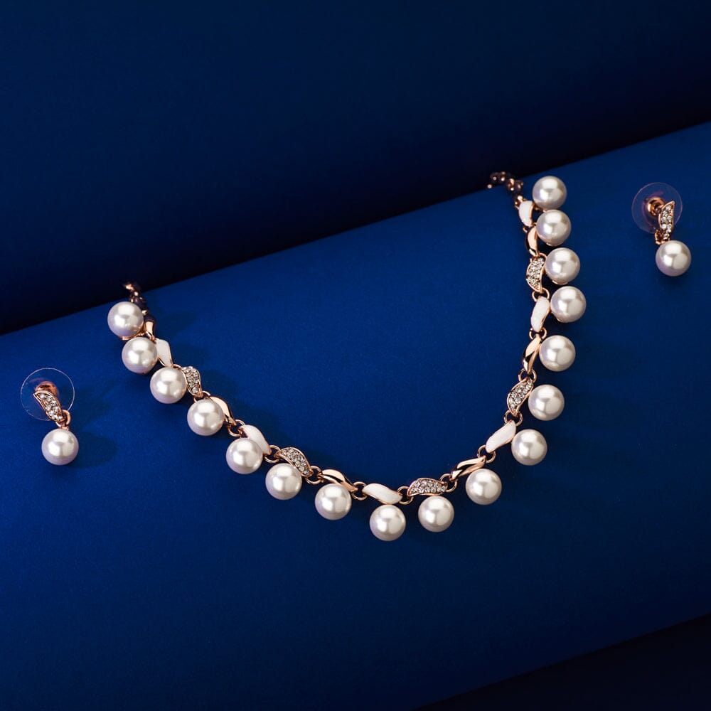 Elegant Pearl Silver Polish Diamond Pendant Set