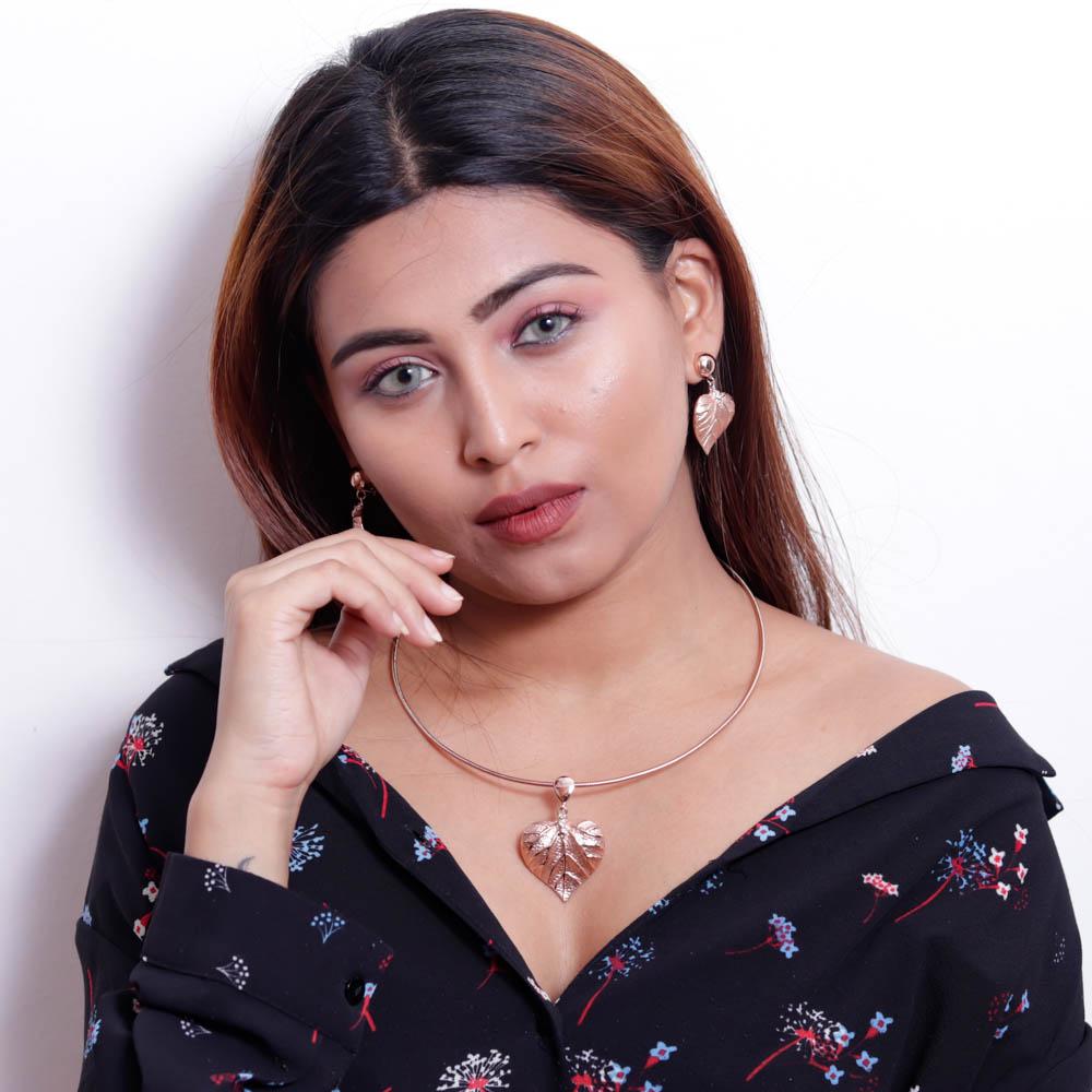 Mable Choker Necklace Set - Blingvine