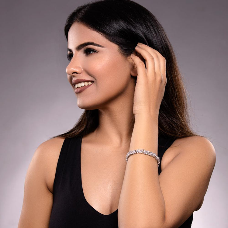 Bracelets for Women - Buy Stylish Bracelets Online | Blingvine | Buy  bracelets, Stylish bracelet, Bracelet online