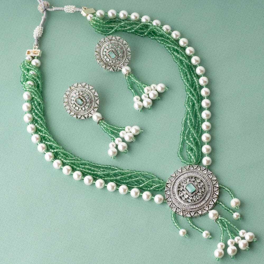 Alluring Bliss Necklace Set