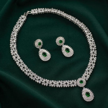 Ramona Crystal Necklace Set - Blingvine